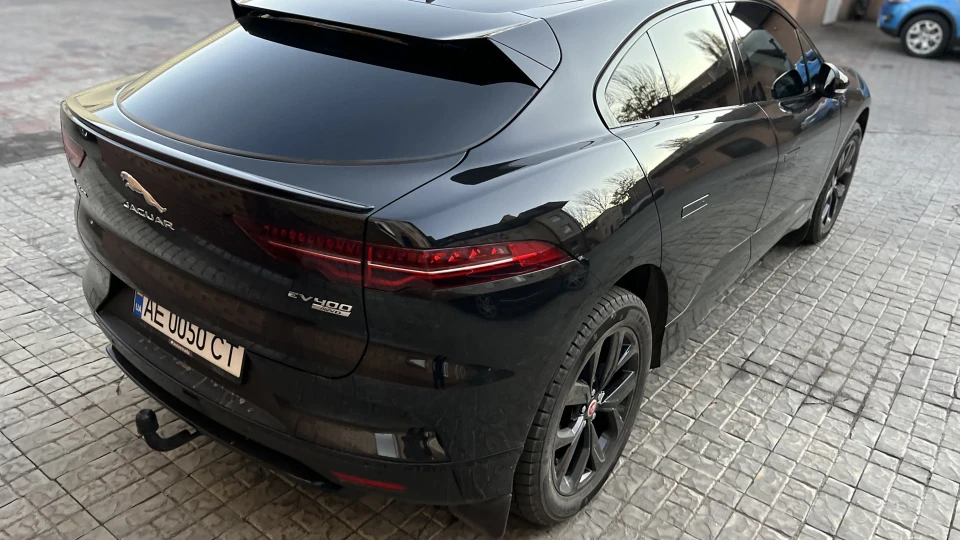 Jaguar I-Pace 4