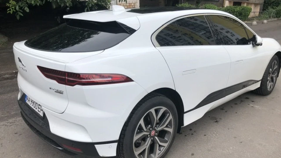 Jaguar I-Pace Гармата 5