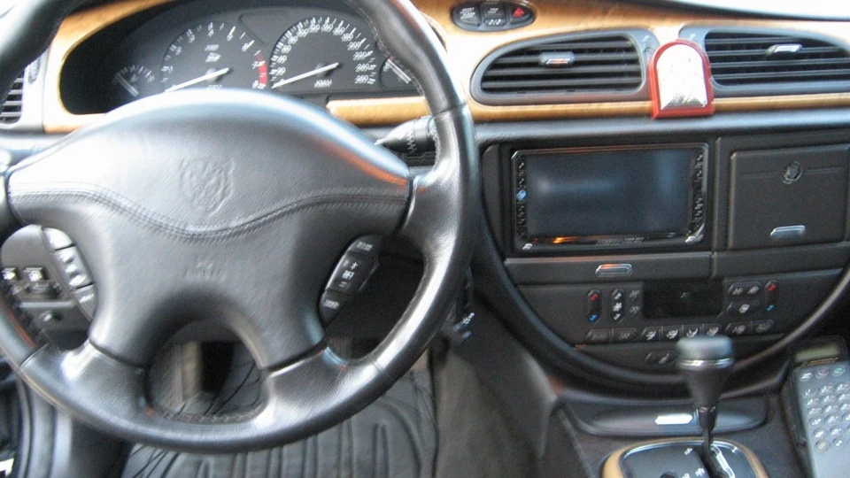 Jaguar S-Type 5