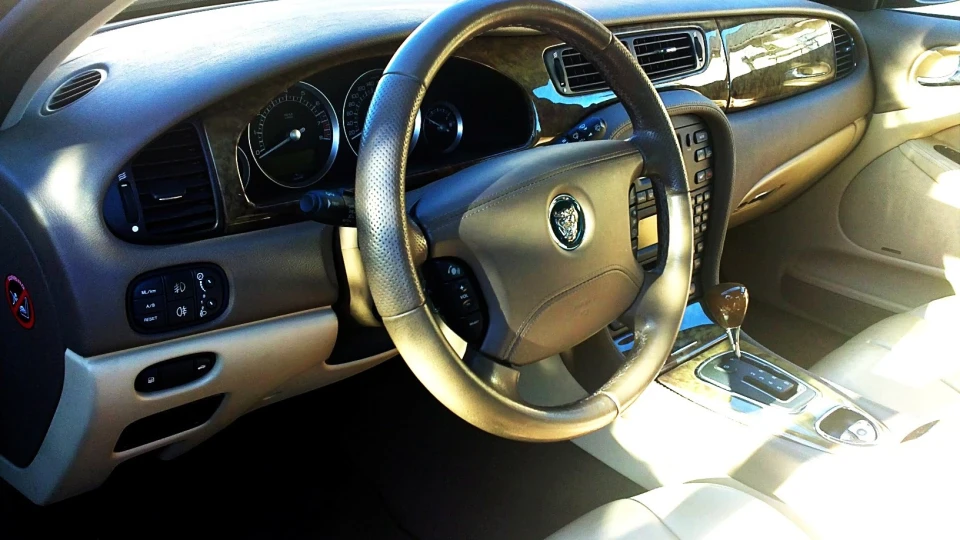 Jaguar S-Type 2