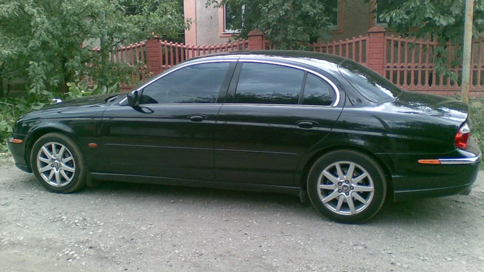 Jaguar S-Type 4.0 Грізна кися...
