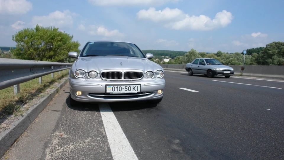 Jaguar X-Type