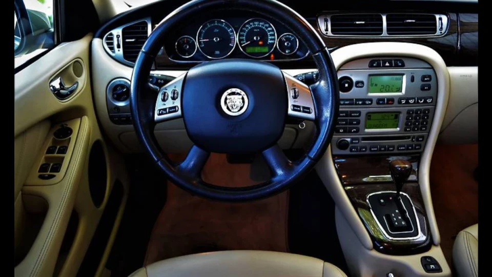 Jaguar X-Type 4