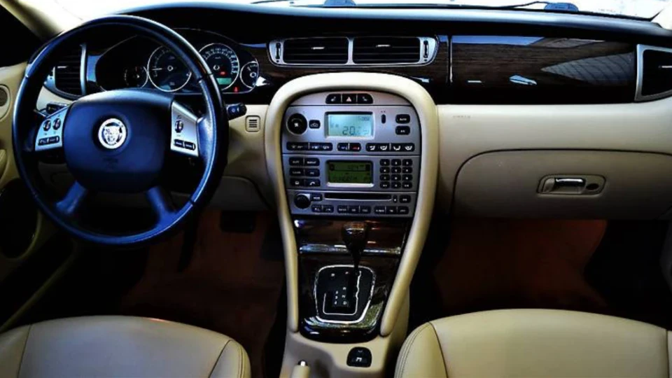 Jaguar X-Type 5