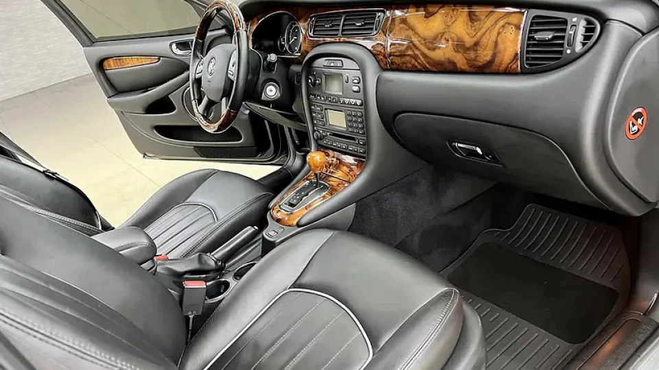 Jaguar X-Type 3.0, V6, AWD 3