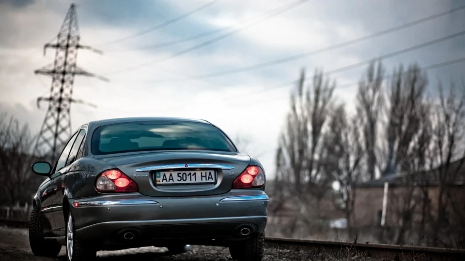 Jaguar X-Type Білка =) 4