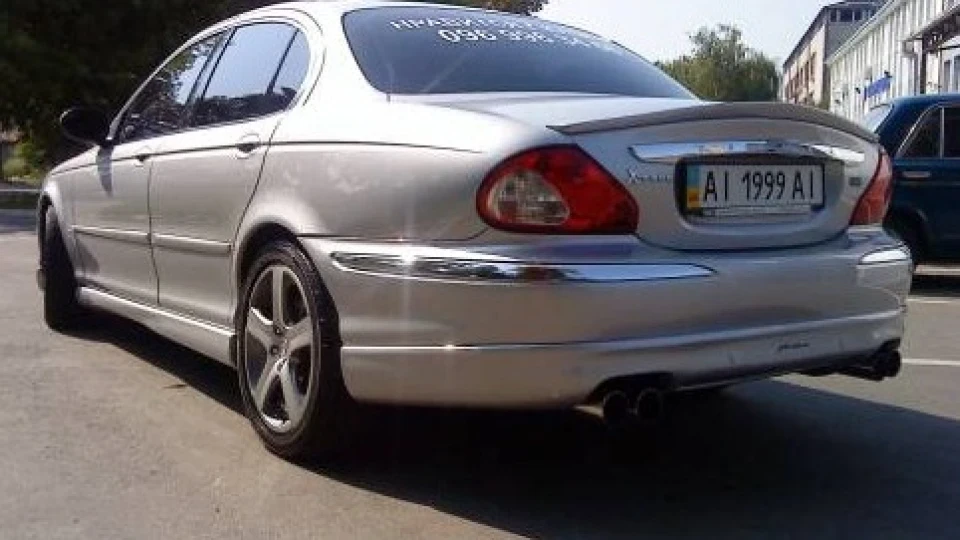 Jaguar X-Type by ARDEN 4