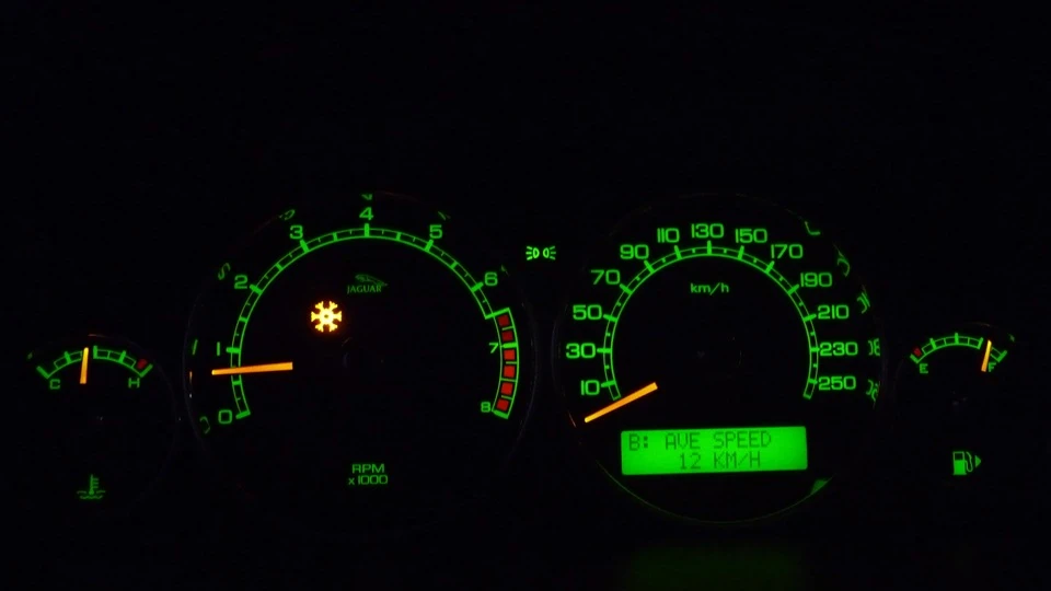 V6 Luxury 2 1 2