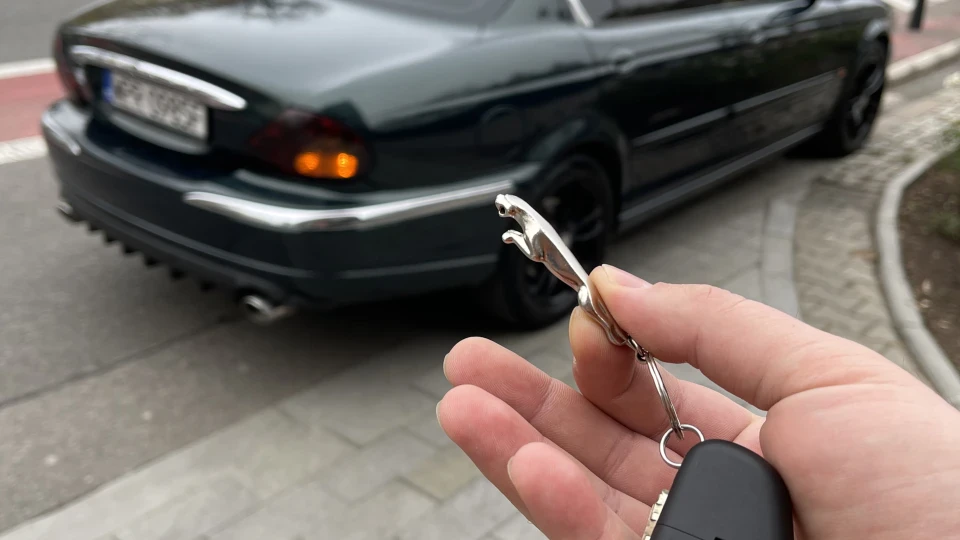 Jaguar X-Type V6