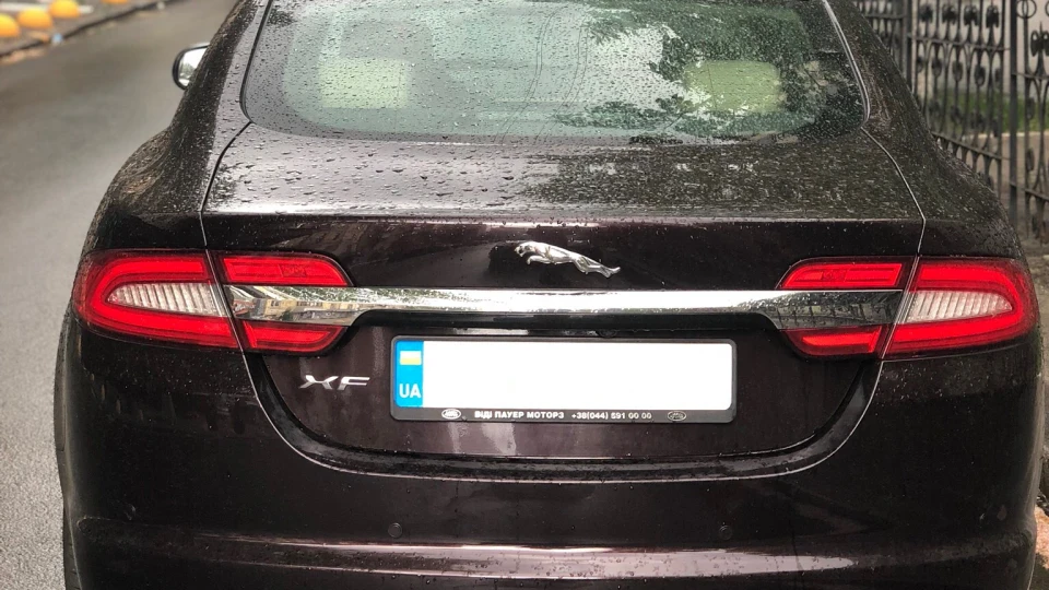 Jaguar XF