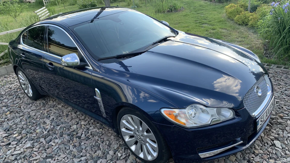 Jaguar XF 5