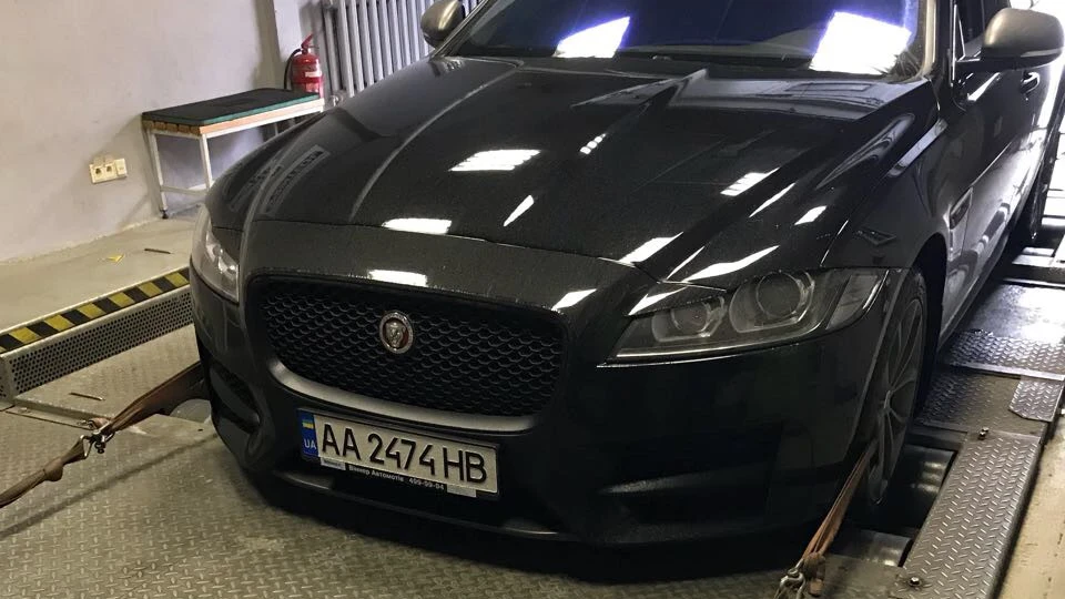 Jaguar XF