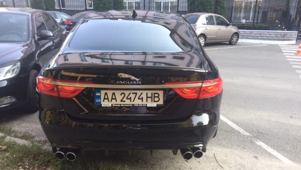 Jaguar XF 2