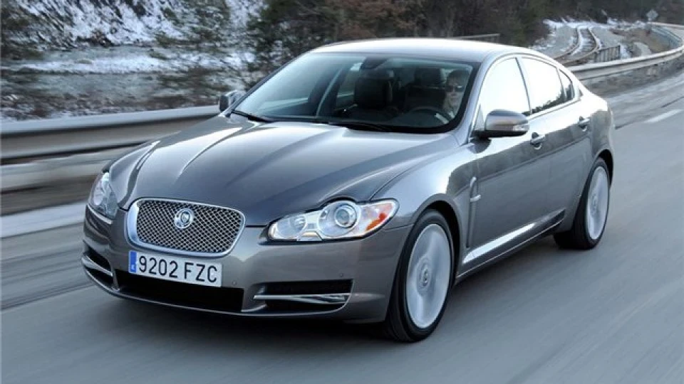 Jaguar XF 2