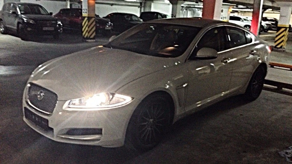 Jaguar XF 3.0 2