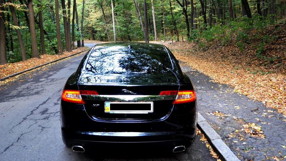 Jaguar XF 4.2 4