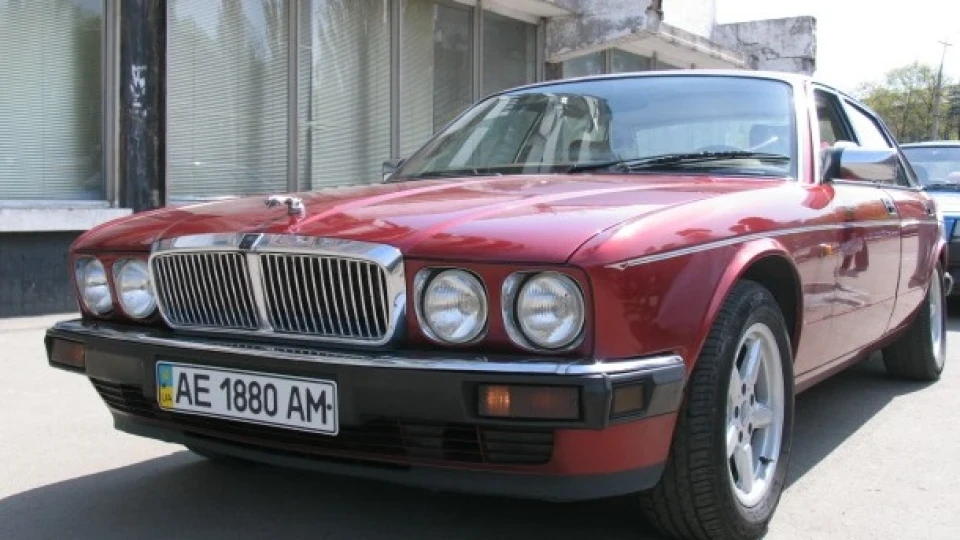 Jaguar XJ6 4.0 автомат 2