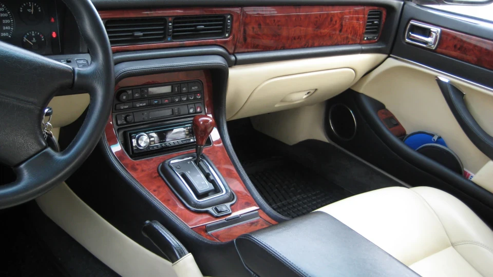 Jaguar XJ6 XJ Sport 4.0
