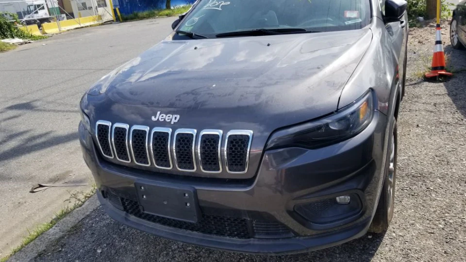 Jeep Cherokee 4