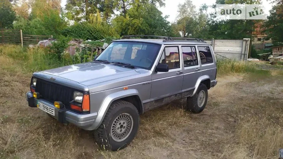 Jeep Cherokee
