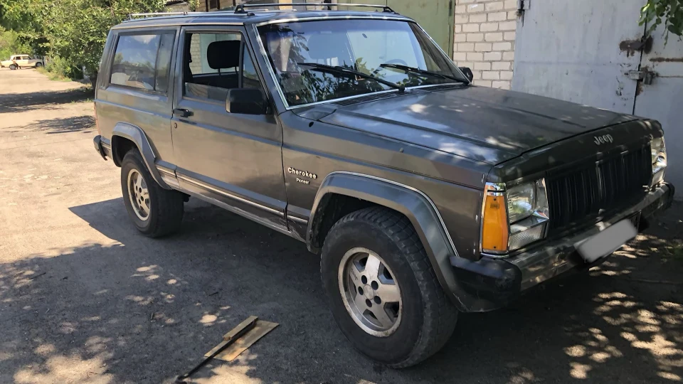 Jeep Cherokee