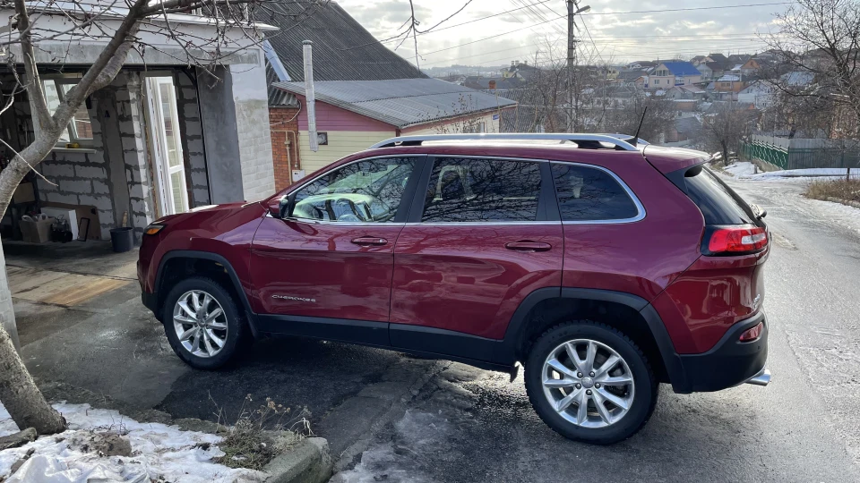 Jeep Cherokee 5
