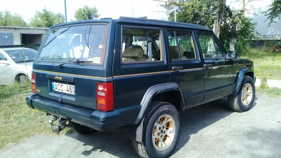 Jeep Cherokee 2