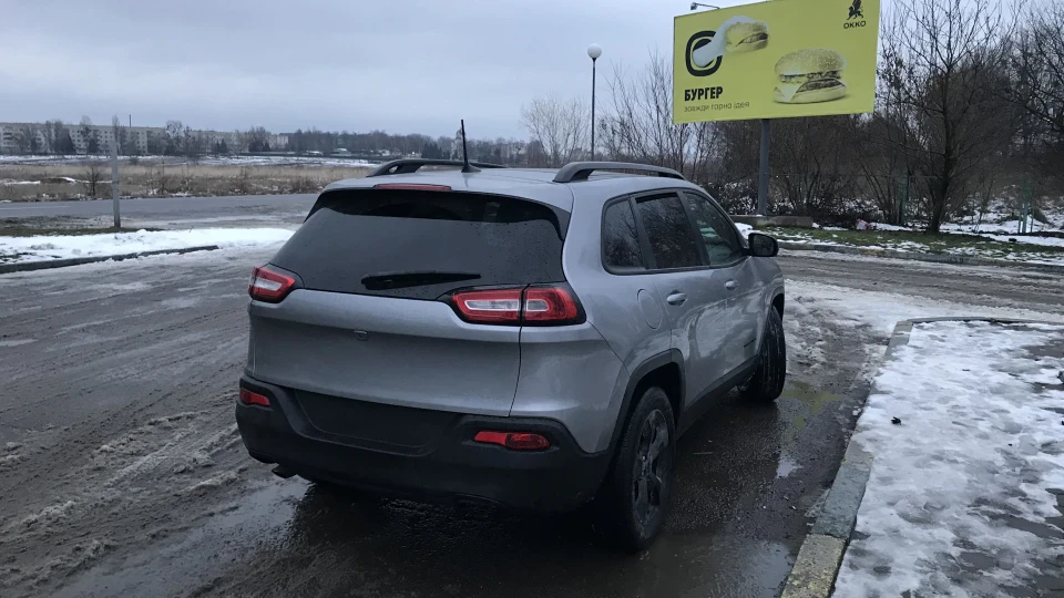 Jeep Cherokee 2