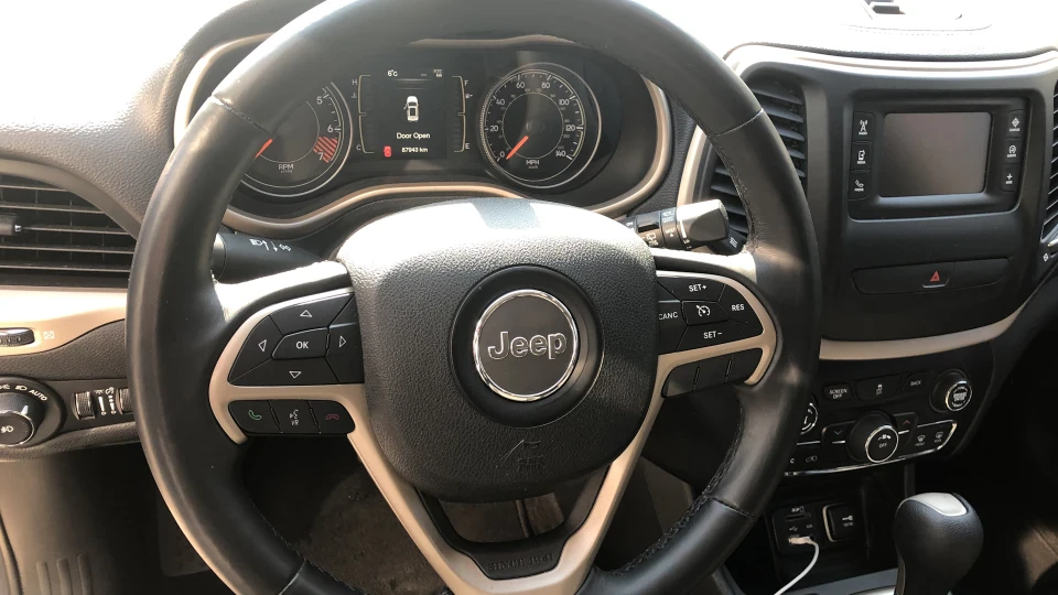 Jeep Cherokee 2