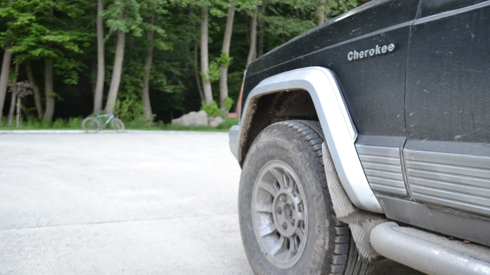 Jeep Cherokee 2.1 Turbo Цегла) 2