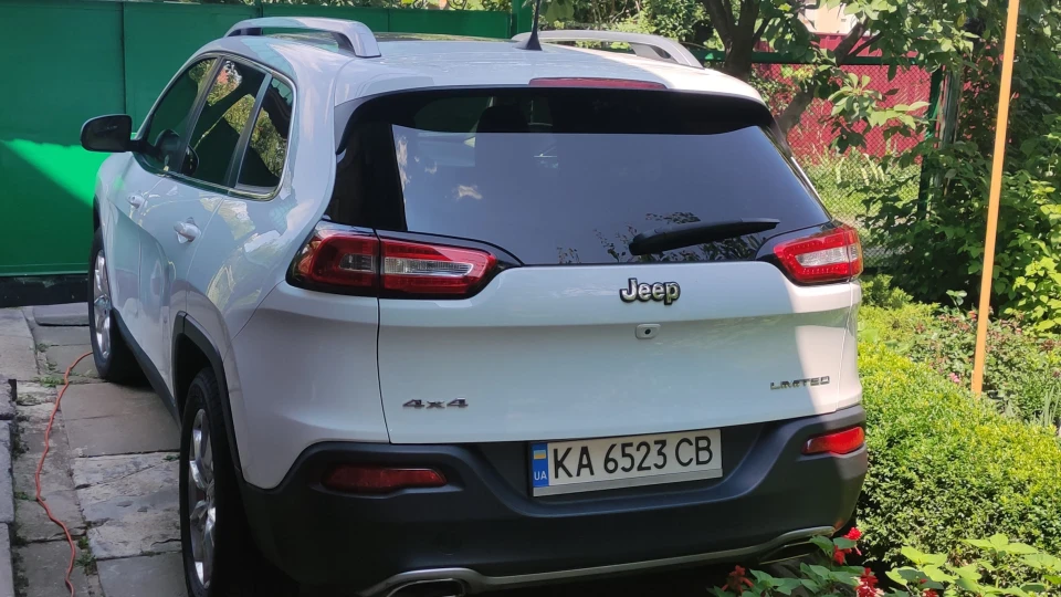 Jeep Cherokee 3.2 4х4 limited 2