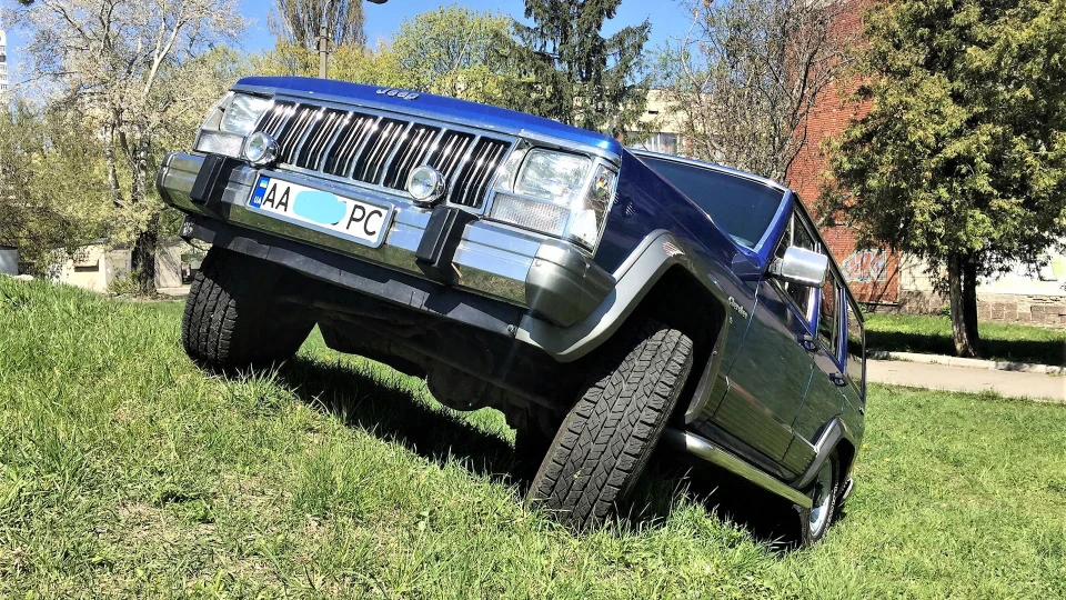 Jeep Cherokee 4.0 і в сніг, і в спеку! 4