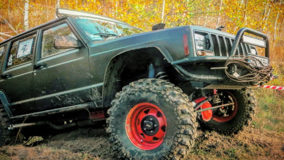 Jeep Cherokee ALLIGATOR 3