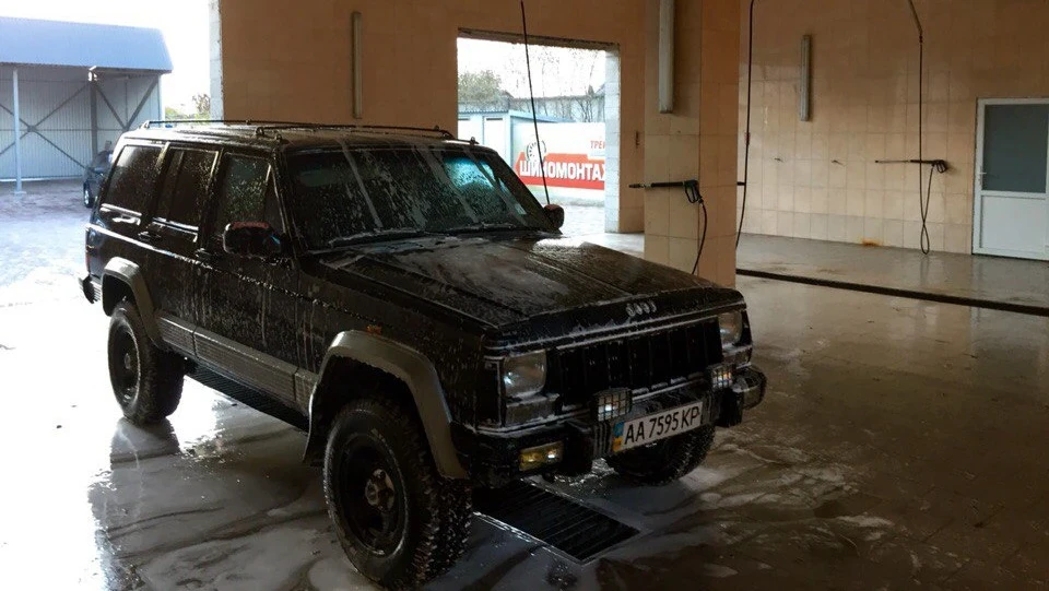 Jeep Cherokee Бобик 3