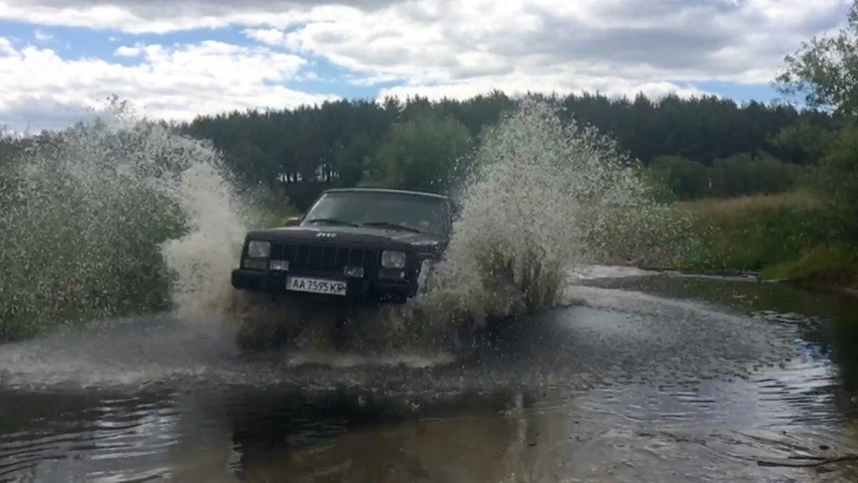 Jeep Cherokee Бобик 5