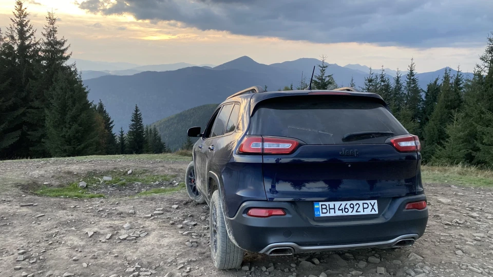 Jeep Cherokee Чиркан
