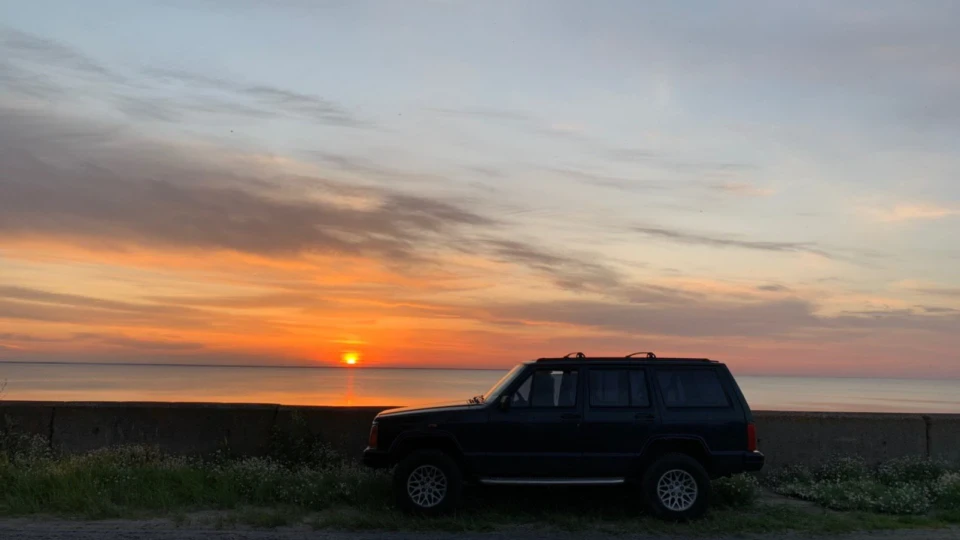 Jeep Cherokee чирпич