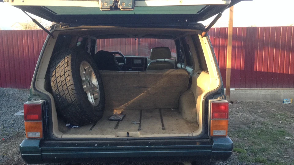 Jeep Cherokee Country edition 3