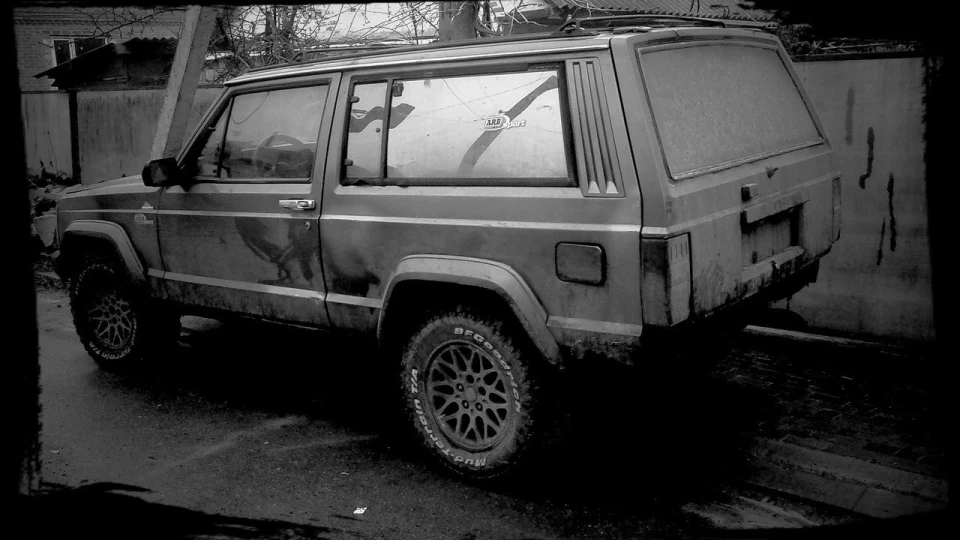 Jeep Cherokee дракон