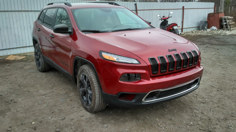 Jeep Cherokee НЛО 2