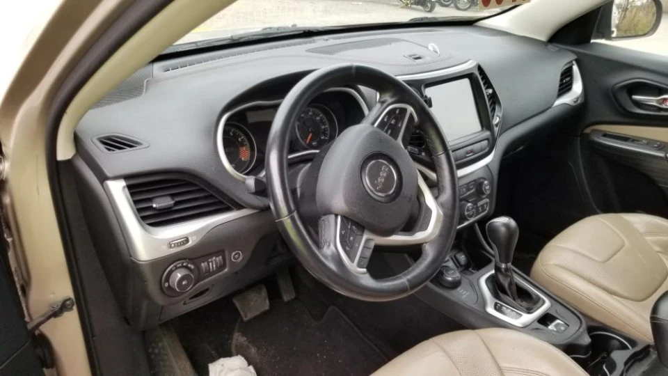 Jeep Cherokee OpaChirik) 5