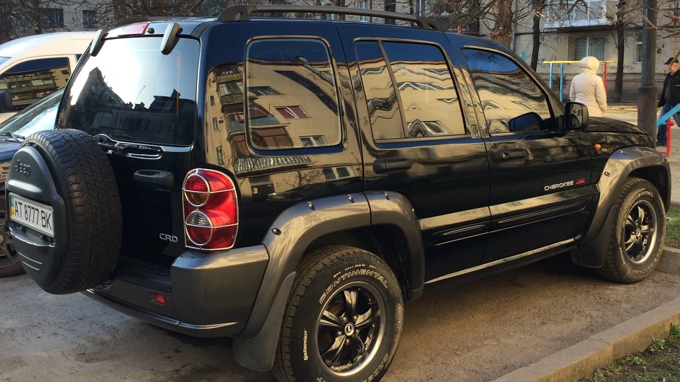 Jeep Cherokee Red River Edition 2