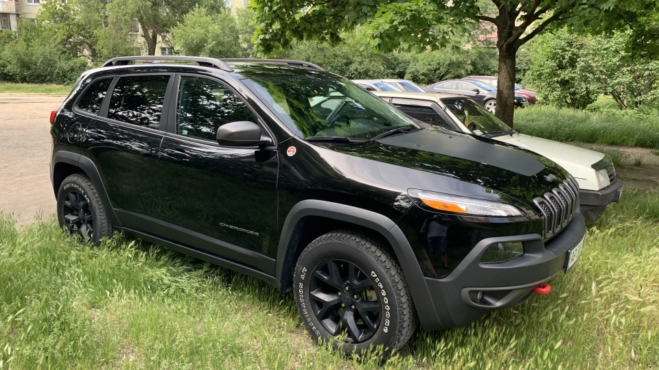 Jeep Cherokee Trailhawk 2017 3.2 -Tank