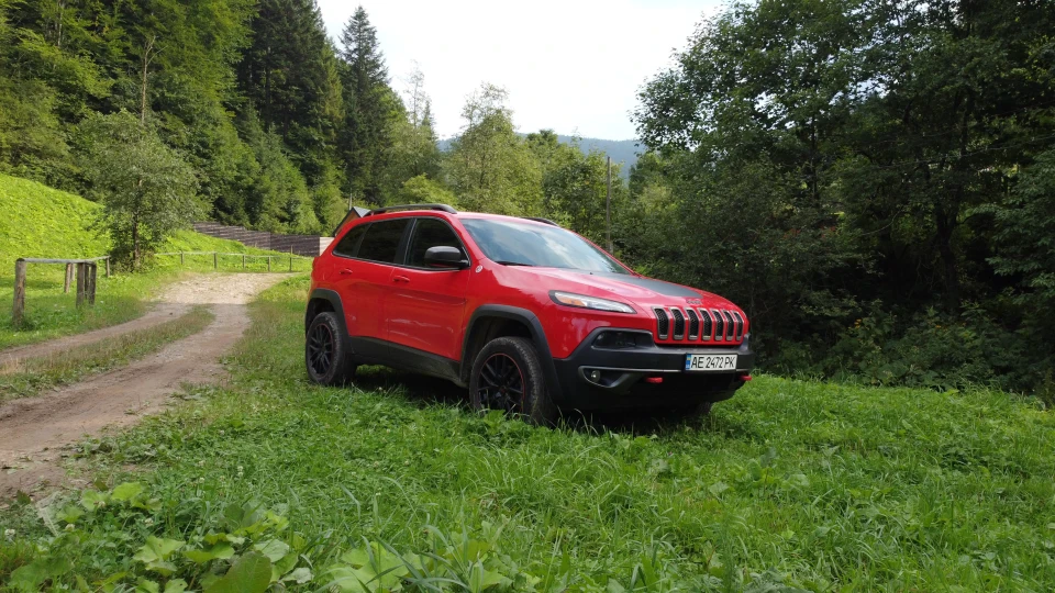 Jeep Cherokee Trailhawk Червоний дракон 5
