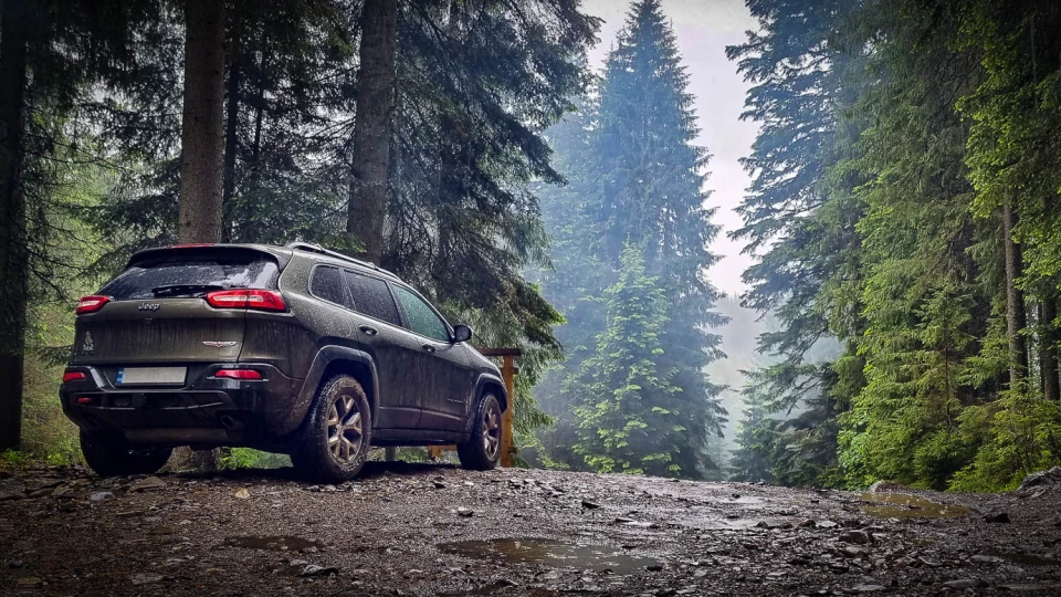 Jeep Cherokee TrailHawk 2
