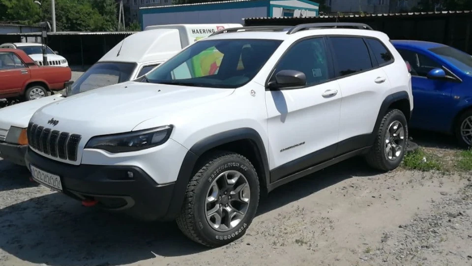 Jeep Cherokee Trailhawk 2