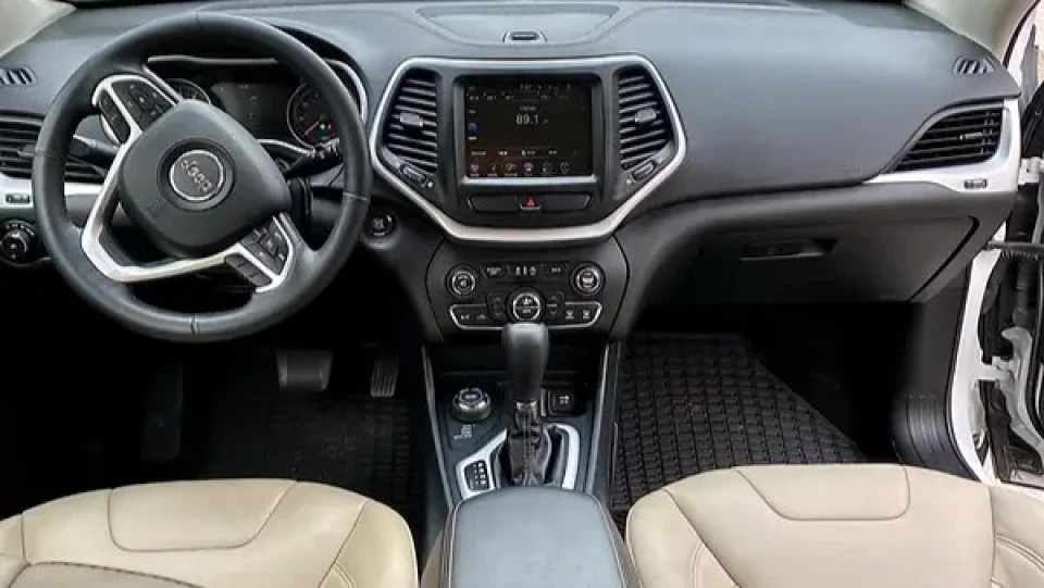 Jeep Cherokee V6 ATMO