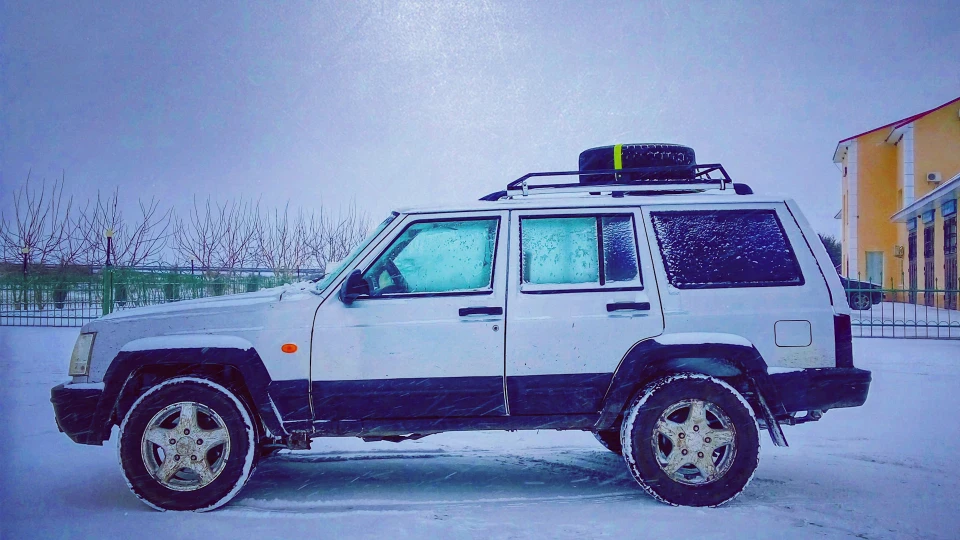 Jeep Cherokee всюдихід 2