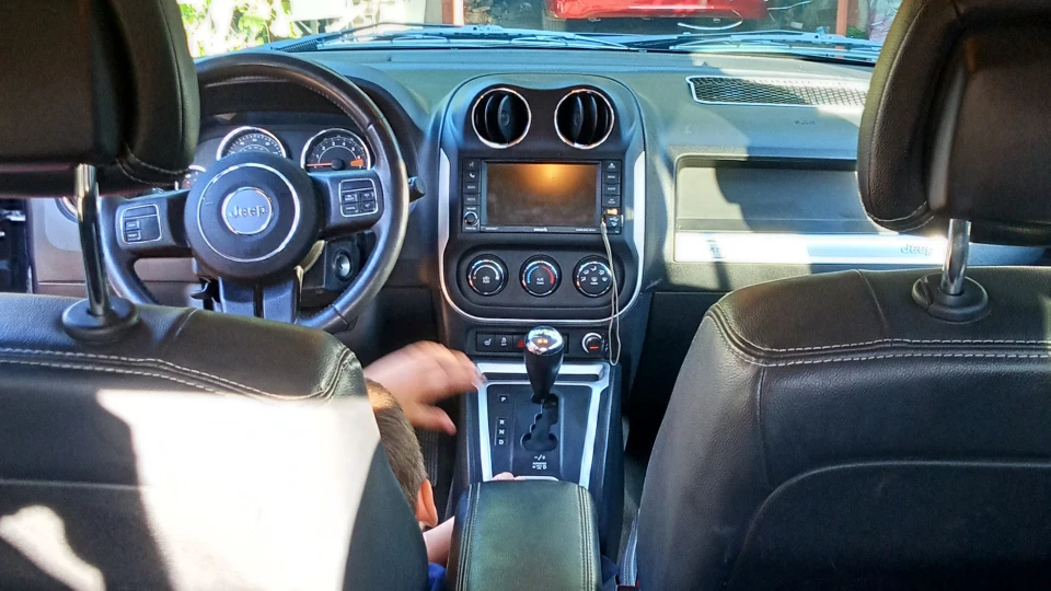 Jeep Compass 2,4 автомат 5