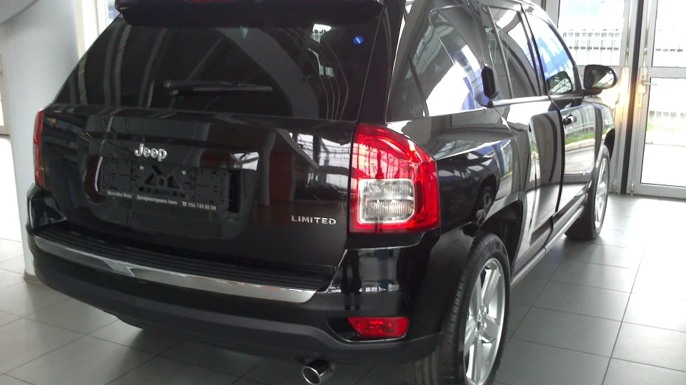 Jeep Compass BLACK DJIN